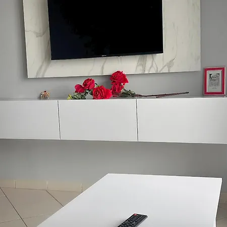 Daire Geri Lungomare Avlonya